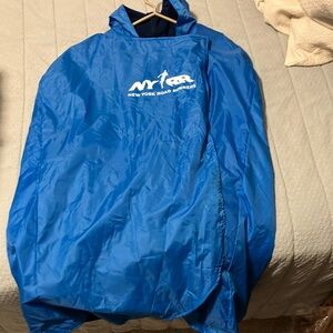Blue NYRR Poncho with interior lining (post NYC Marathon race poncho)